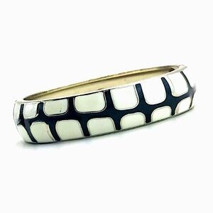 FORNASH Game Day Gecko Black & Cream Hinged Bangle Bracelet